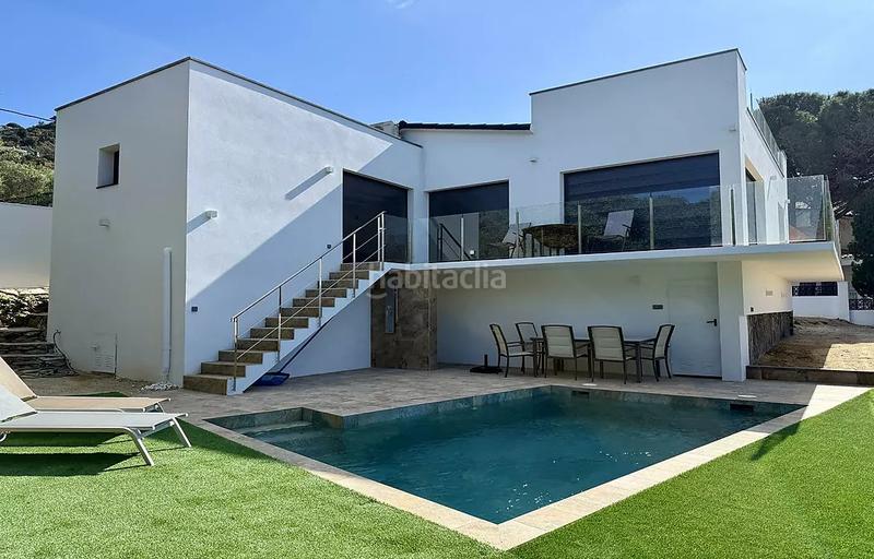 Foto 81ae008b-fbc7-4b8e-af8b-bcb5c59ba572. Casa con riscaldamento parcheggio piscina in Nord Roses