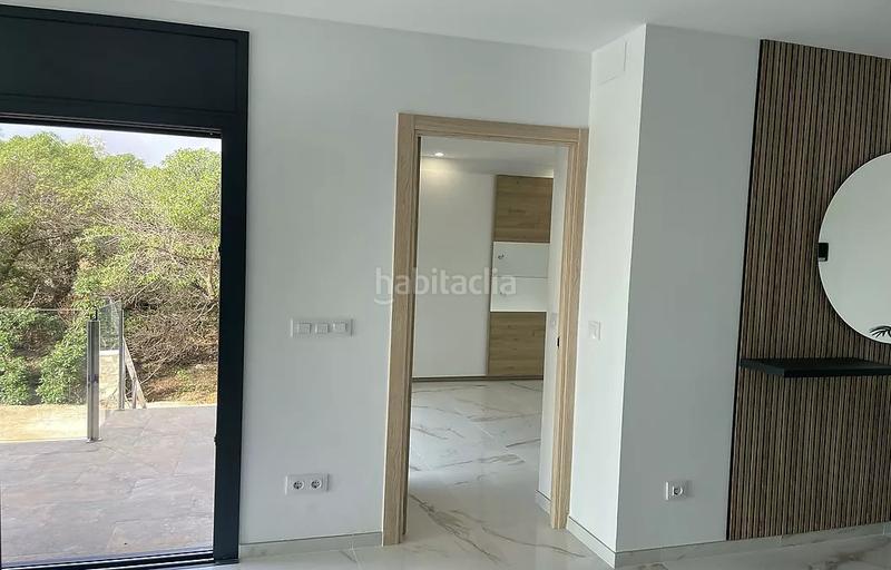 Foto fc526307-a81a-4aa2-ac00-0aee087b35e7. Casa con riscaldamento parcheggio piscina in Nord Roses