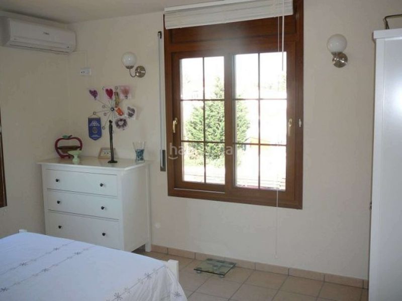 Foto 0611c471-c7ad-4417-bf33-10f103f07922. Casa amb calefacció aparcament piscina a Cap Ras - Creus - Falconera Empuriabrava