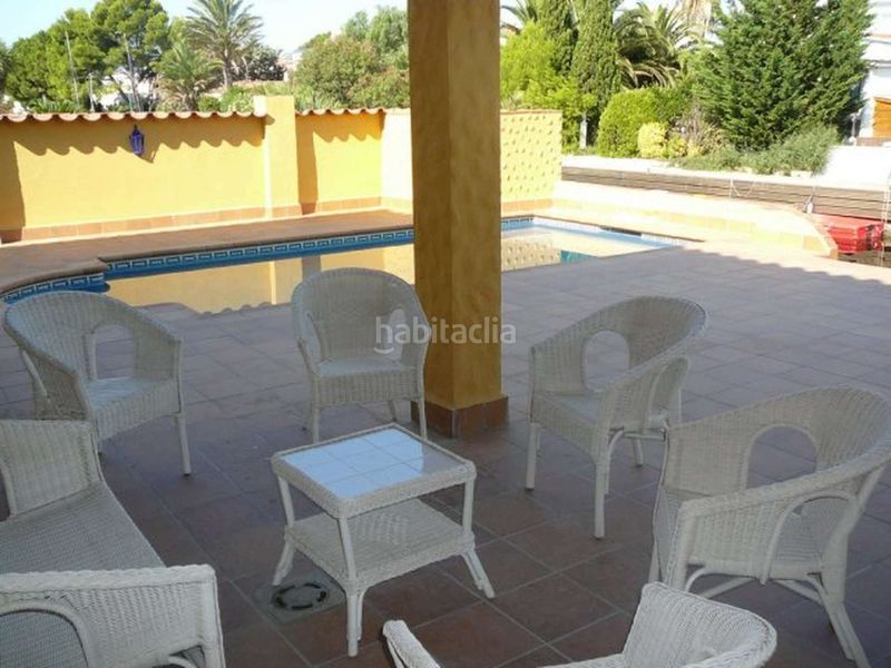 Foto abed00e2-c0e8-46c5-be3f-11b93235b249. Casa amb calefacció aparcament piscina a Cap Ras - Creus - Falconera Empuriabrava