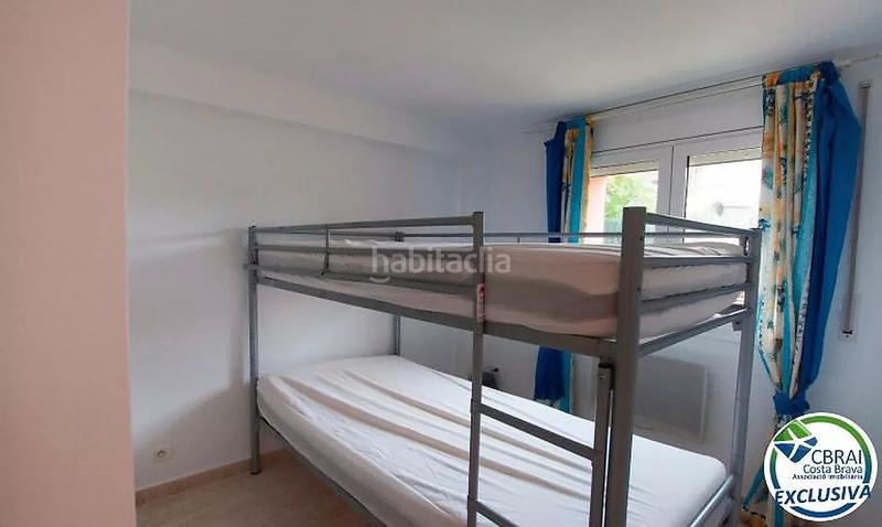 Foto 562d2229-1a6f-4918-bcec-884917f828e7. House with heating in Centre Roses