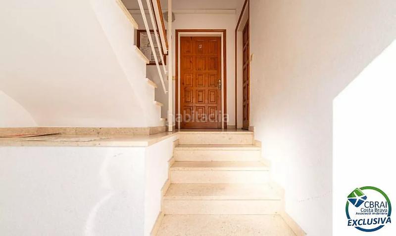 Foto 4a3a943d-a29f-4f5e-838c-431a5b796b5a. Appartement in calle port moxó 73 in Port Grec - Port Moxó Empuriabrava