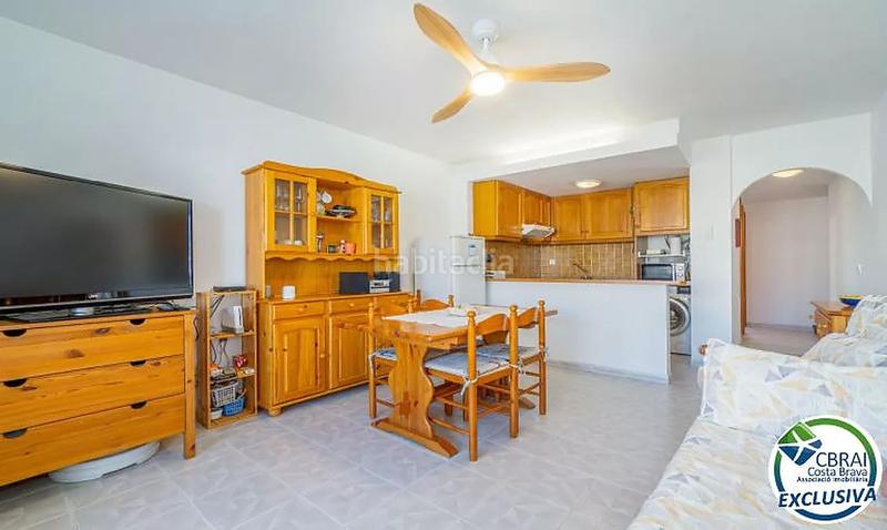 Foto d15b3272-48e6-4385-b8ba-8c06fc4252c1. Appartement in calle port moxó 73 in Port Grec - Port Moxó Empuriabrava