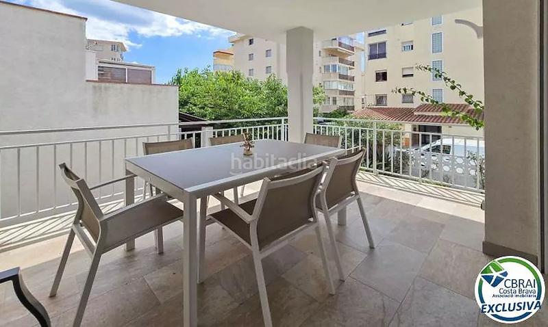 Foto b530114d-7ddf-43ac-8e37-da87aec01718. House with parking in Santa Margarida Roses