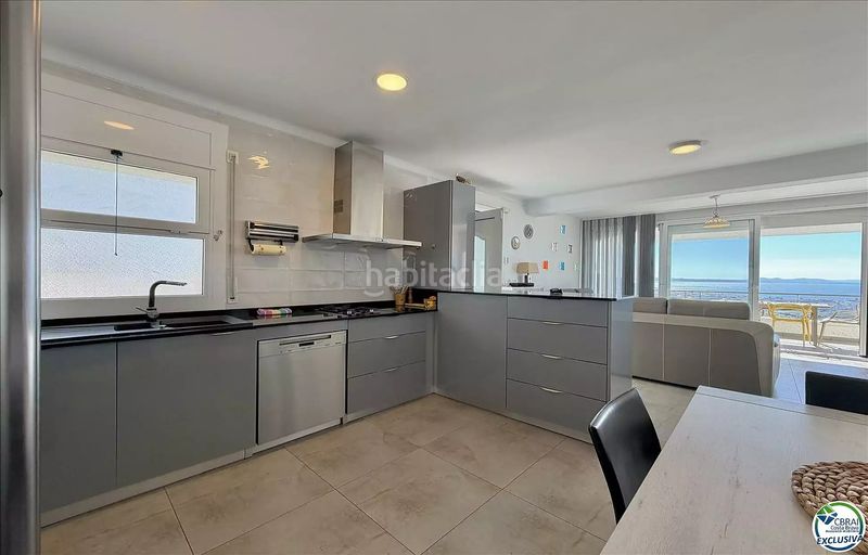 Foto 5feebed2-6a4e-4c85-9c72-faf716d75953. Casa a carrer canaries 48 a Nord Roses