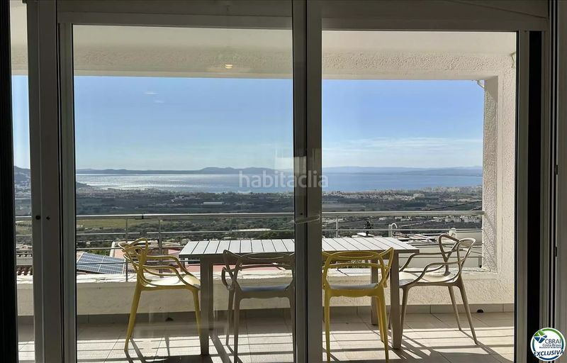 Foto 644af148-2950-4c1b-b05f-46effd92bd39. Casa a carrer canaries 48 a Nord Roses