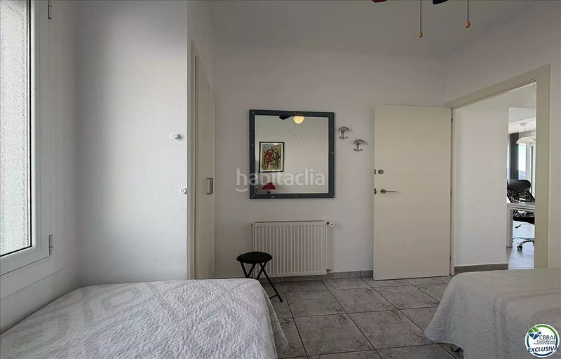 Foto ea0710b9-23a8-434a-b624-8c7444f6e806. Casa a carrer canaries 48 a Nord Roses