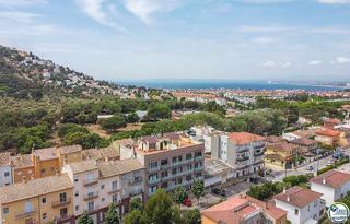 Appartement à Els Grecs-Mas Oliva. Espectacular dúplex de 3 dormitorios más estudio y terraza de 12