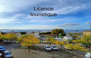 Apartament a Calle merce rodoreda 1. Esplendido apartamento en el puerto de rosas con licencia turíst