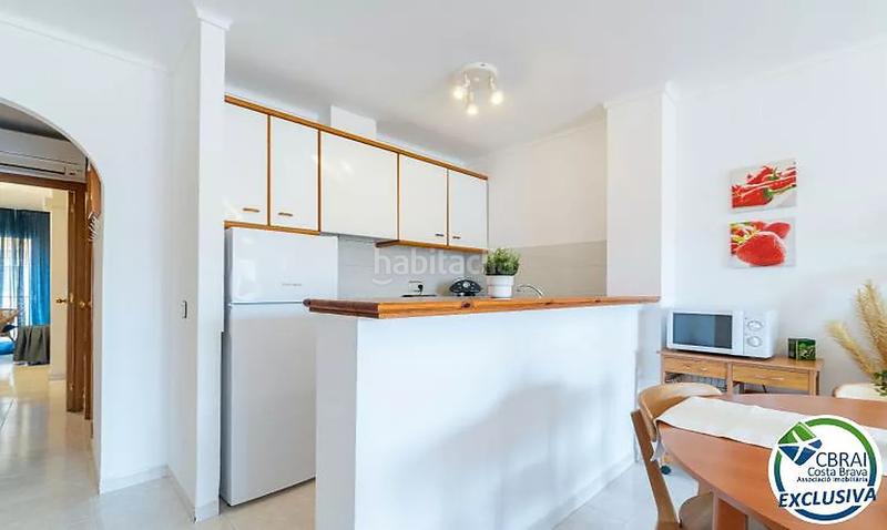 Foto 8b93264b-f376-46d9-8341-eb440e3fd2af. Piccolo appartamento con riscaldamento in Muga - Gran Reserva - Badia Empuriabrava