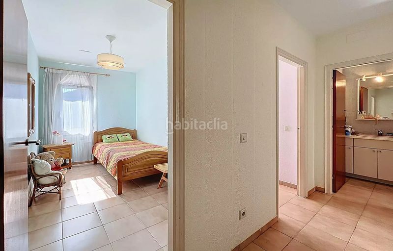 Foto 0f5fedb9-8892-4f81-a40d-859636a1e7a2. Apartament a calle francesc macia 48 a Centre Roses