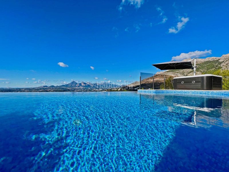 Foto 990c52bc-19b0-42c3-a720-54bd3746bb5c. Xalet amb aparcament a Altea hills Altea