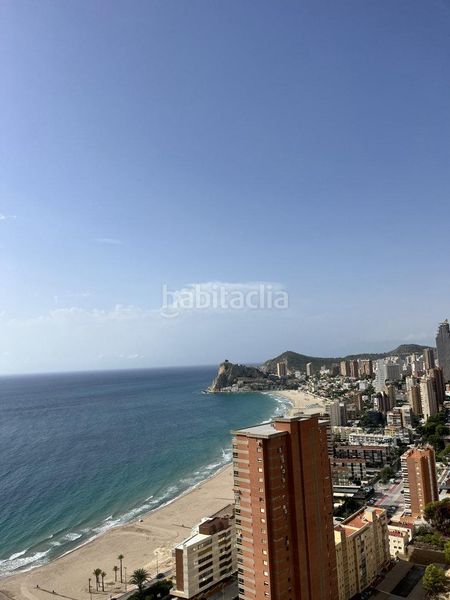 Foto 2c0d2f1d-7ae5-4dca-bc7e-186805af5c19. Pis amb aparcament piscina a Playa Poniente Benidorm