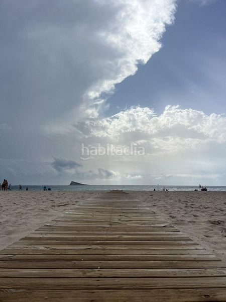 Foto 3c6756fe-4d46-4b08-ac28-6ac04fd76748. Pis amb aparcament piscina a Playa Poniente Benidorm