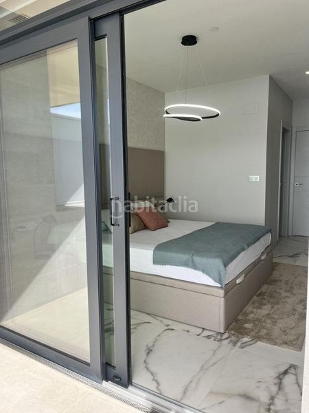 Foto 51b3a21f-8cf3-429d-8a40-60d80268d1ab. Pis amb aparcament piscina a Playa Poniente Benidorm