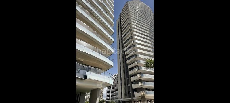 Foto 6eef73a1-d29c-4709-8cbd-581c3f12ff26. Pis amb aparcament piscina a Playa Poniente Benidorm