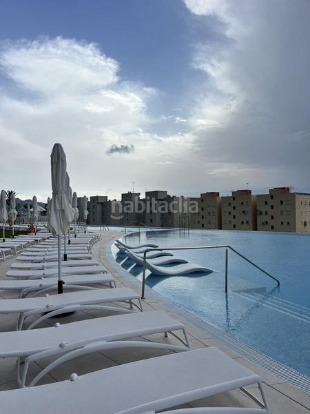 Foto b0986484-9848-41b7-877d-eb6be45776d5. Pis amb aparcament piscina a Playa Poniente Benidorm