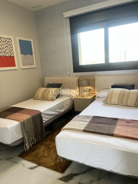 Foto bb16ce12-dc3f-4199-9d89-99dd1da33ee6. Pis amb aparcament piscina a Playa Poniente Benidorm