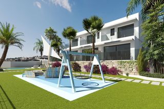 Casa adossada a Golf Bahía