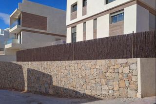 Chalet in Los Almendros