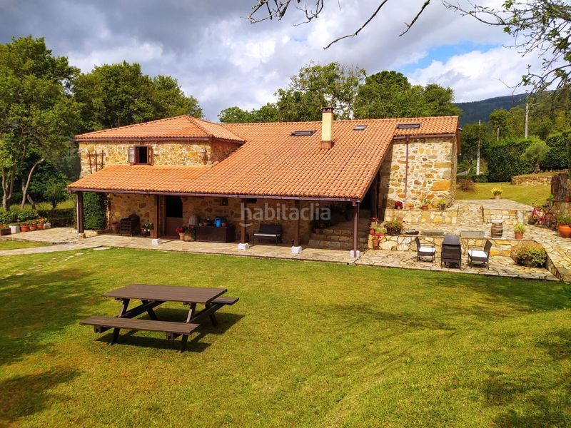 Foto a34503bb-7741-4202-9318-bdb07b5d0f40. Casa amb aparcament a Ortigueira