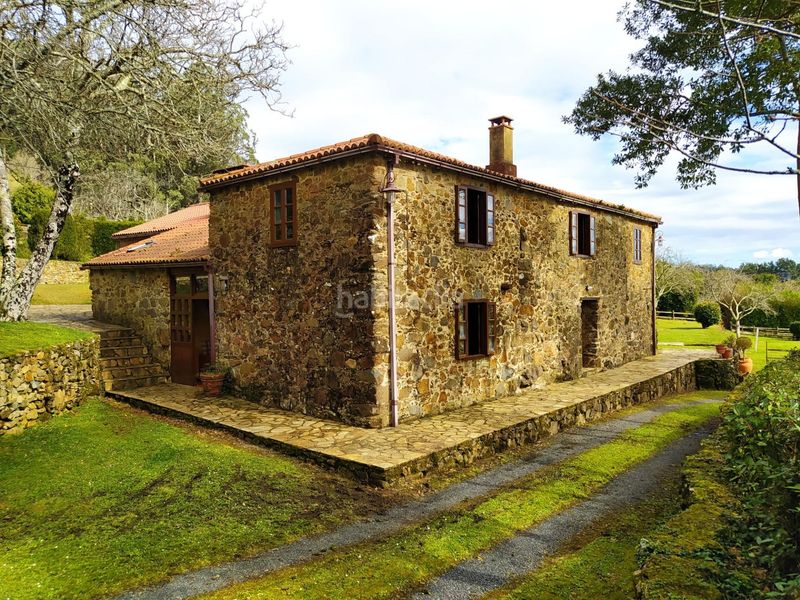 Foto d27cb5e2-5644-44cd-b6c0-92e753132be0. Casa amb aparcament a Ortigueira