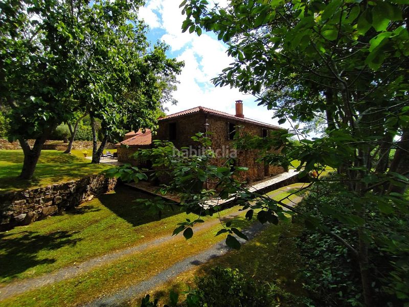 Foto ff92a3bd-670b-4faf-9274-9abe755cc4aa. Casa amb aparcament a Ortigueira