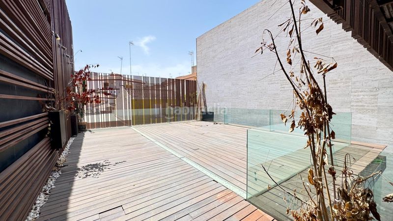 Foto cf5045d9-cc2e-4ae7-81dc-22d99c473ef5. Edifici a Centro Sant Vicent del Raspeig