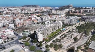 Appartement à Paus - Polígono San Blas. Piso de 1 a 4 habitaciones