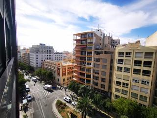 Flat in Casco Antiguo - Sta. Cruz - Ayuntamiento. Venta piso en la rambla con vistas despejadas