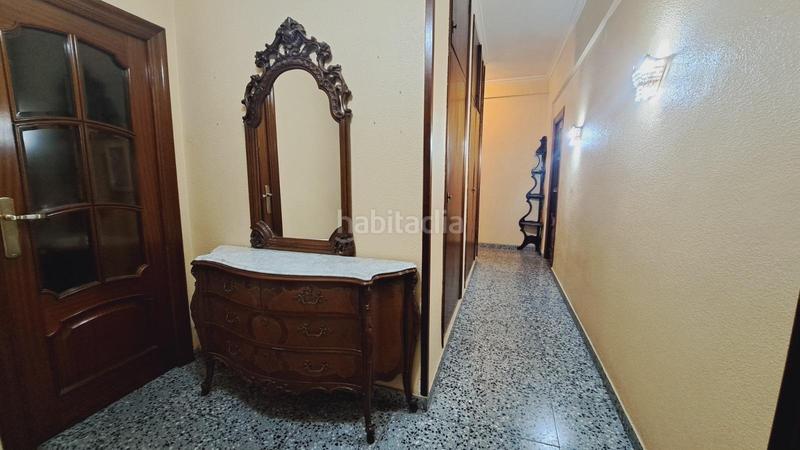 Foto 8eb83fe8-d7a8-443e-8d4c-de20238e047b. Piso  céntrico de 141 m con 4 habitaciones y 2 baños! en Alicante