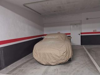 Aparcament cotxe a Monte y Mar