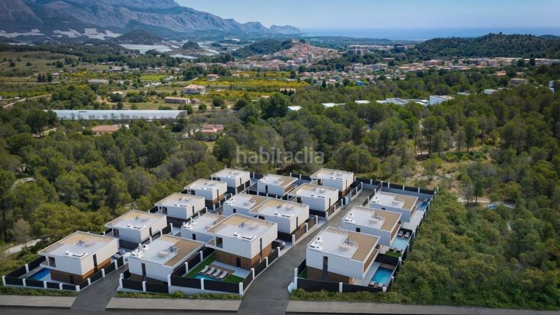 Foto a66dd94b-39f2-45a1-b67b-9b088bbc98c8. Xalet amb piscina a balcón de ponoig - Polop paradis - Polop hills Polop