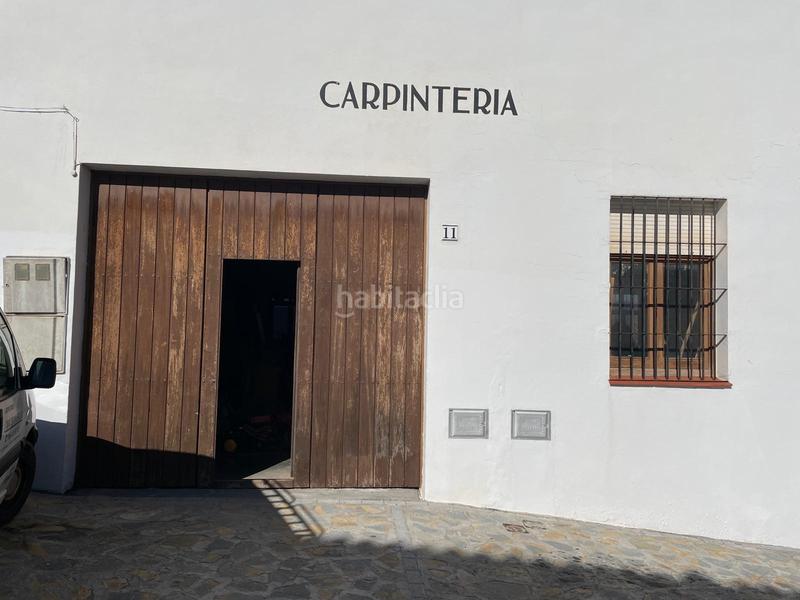 Foto f3c54893-88af-48a4-aaea-70caa6b4f1e2. Capannone industriale in Gastor (El)