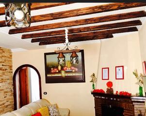 Casa  Quejiguillo. Se vende casa con patio en benaocaz