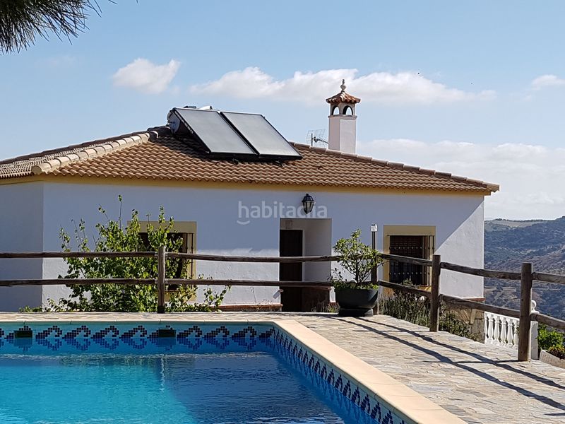 Foto 5fb31c22-ace0-4569-9885-f787a7050596. Finca rústica a calle veterin 8 a Gastor (El)