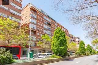 Flat  Camino de ronda 79. Piso reformado en camiino de ronda