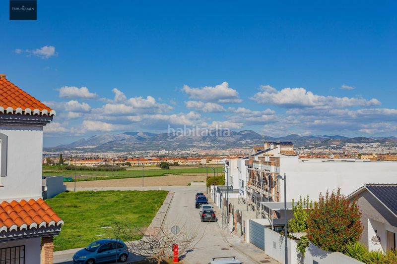 Foto bb6dc0a6-553c-44d2-b68d-826f8484f5d1. Casa adossada amb aparcament a Cúllar Vega