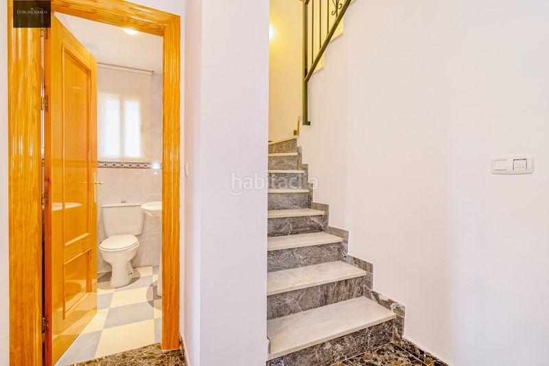 Foto eafbc285-6b65-4805-a471-04e5989cdffd. Casa adossada amb calefacció a Las Flores - Huerta Gabias (Las)