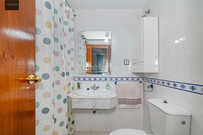 Foto 96b0e509-bfb0-4b1c-82e9-06b05b4d3ea8. Casa adossada amb aparcament a Joaquina Eguaras Granada