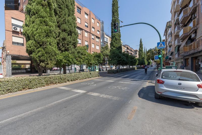 Foto e0dd2fde-2ed2-406b-a21b-70b92fe78fd2. Pis amb calefacció a Pajaritos Granada