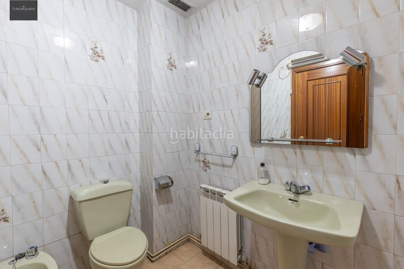 Foto f850b31e-c7e5-4d7d-ba8e-67b5c2872bad. Pis amb calefacció a Pajaritos Granada