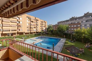 Pis a Calle virgen del monte 12. Piso de 4 dormitorios en la prestigiosa urbanización las brisas