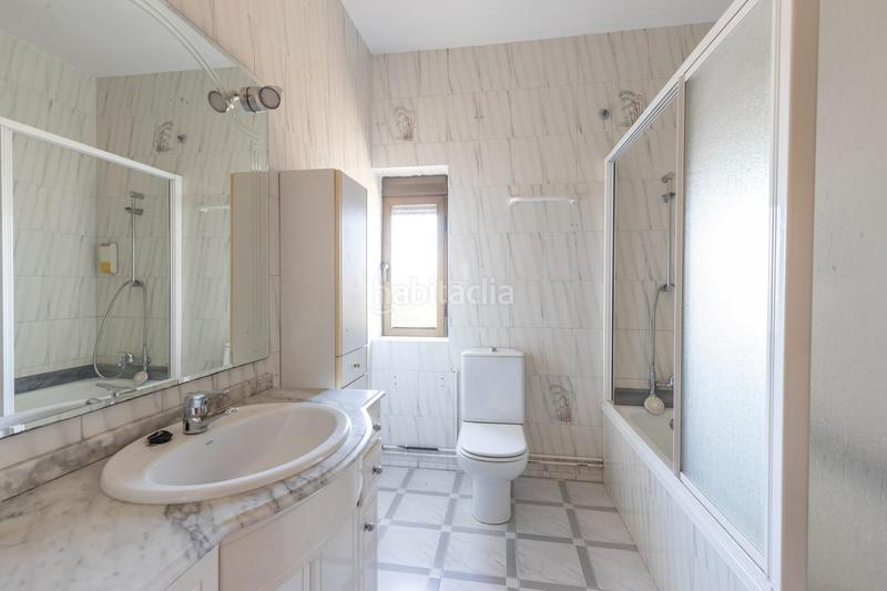 Foto 137c5140-77a8-4456-82e0-ff07b0dd113e. Chalet con riscaldamento parcheggio piscina in Bobadilla Granada