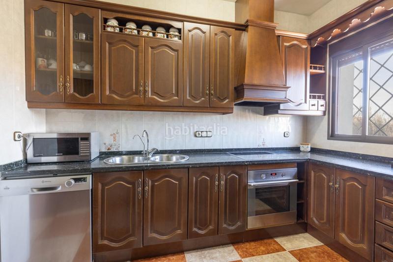 Foto 892cabdd-2f43-4eb9-9040-83612c6422e8. Chalet con riscaldamento parcheggio piscina in Bobadilla Granada