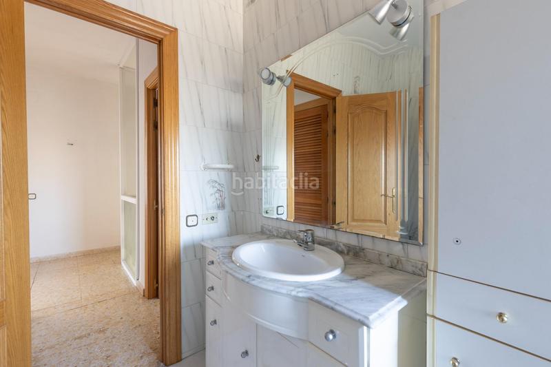 Foto ce2bc618-41b7-48f1-9a58-2a3bb656f64e. Chalet con riscaldamento parcheggio piscina in Bobadilla Granada