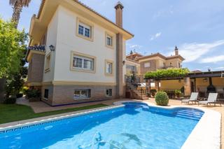 Xalet  Urbanización el carmelo. Chalet con piscina en urbanizacion el carmelo, ogijares