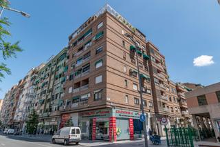 Appartement  Maestro cebrián. Piso de 4 dormitorios en zona hipercor / arabial