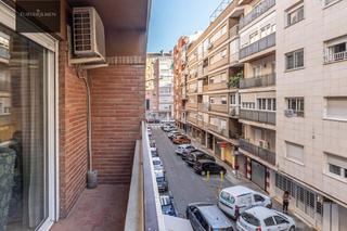Appartement  Ancha de gracia. Oportunidad bajada precio!!gran piso en plaza gracia de 6 dormit