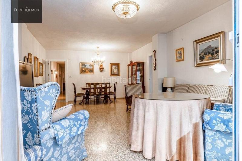 Foto 05890bb6-368f-4e17-b0b2-9aff3da82f57. Piso oportunidad bajada precio!!gran piso en plaza gracia de 6 dormitorios en Granada